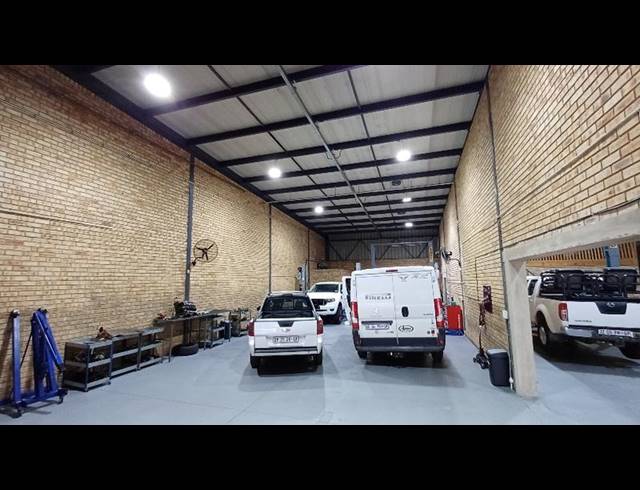 INDUSTRIAL PROPERTY TO RENT IN HENNOPSPARK